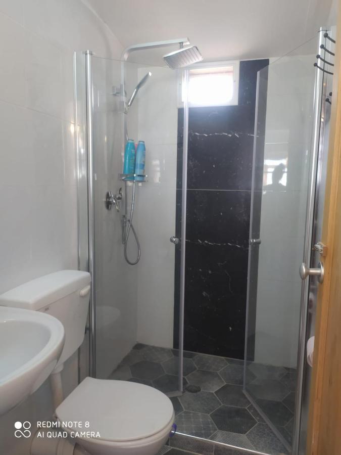 Appartamento אצל דוד בכפר Kfar Gidon Esterno foto